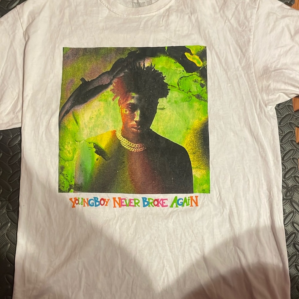 Men’s Nbayoungboy t-shirt